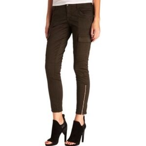J Brand Houlihan Skinny Cargo Pants in Army Green with Side Zippers - size 28